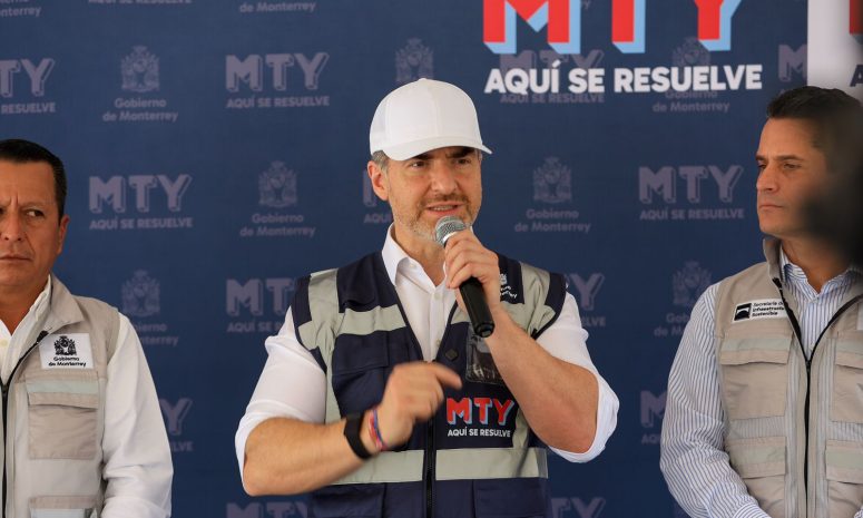 Aplica Monterrey reparaciones en calles del Huajuco