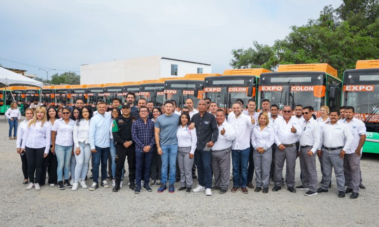 Con nuevas unidades avanza reestructura del transporte en Nuevo León