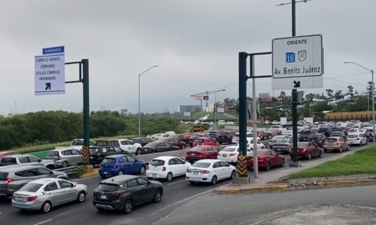 Genera carga vehicular cierre en Constitución por obras del metro