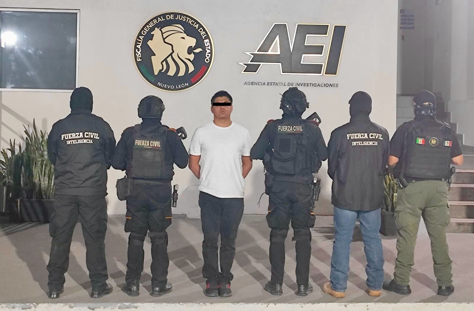 Detienen a joven por posesión de drogas en Apodaca - Quadratín Nuevo León