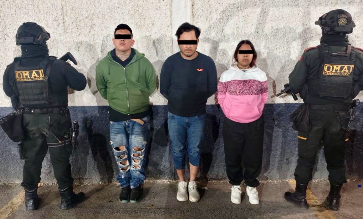 Detienen a 3 personas con arma y drogas al norte de Monterrey ...